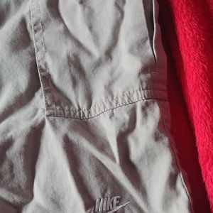 Khaki shorts nike